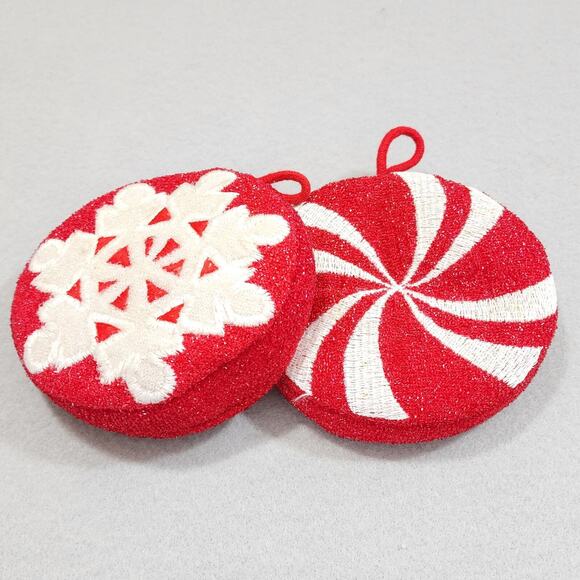 Mixed Lot Christmas Towels (4) Wash Cloths (5) & Kitchen Scrubbers (2) 11pc - Picture 5 of 5